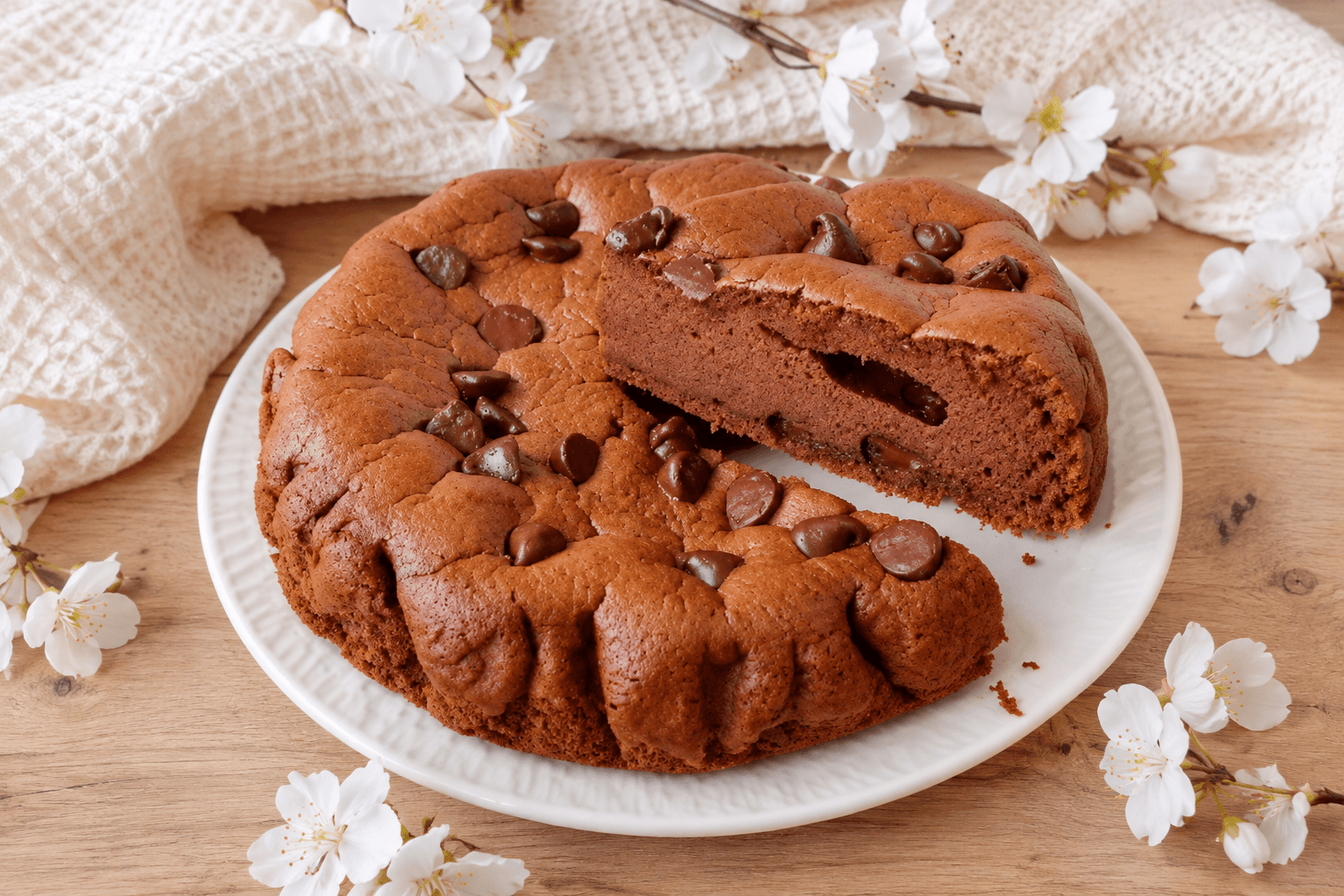 Mousse cake léger au chocolat avec seulement 2 ingrédients !